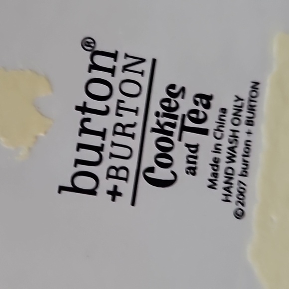 Burton + Burton Porcelain 6 Cup Teapot with Turn and Stay top Green, Blue, White - Picture 6 of 6